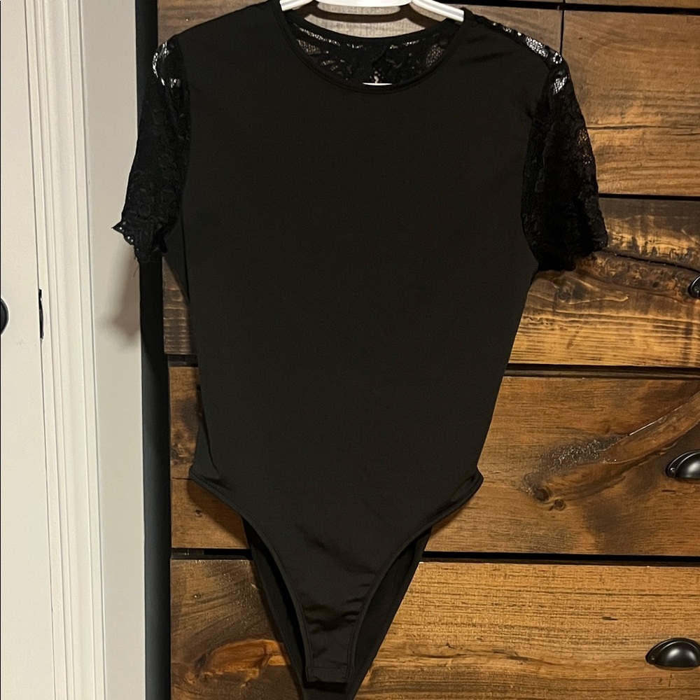 Black Lace Sleeve Bodysuit with open back